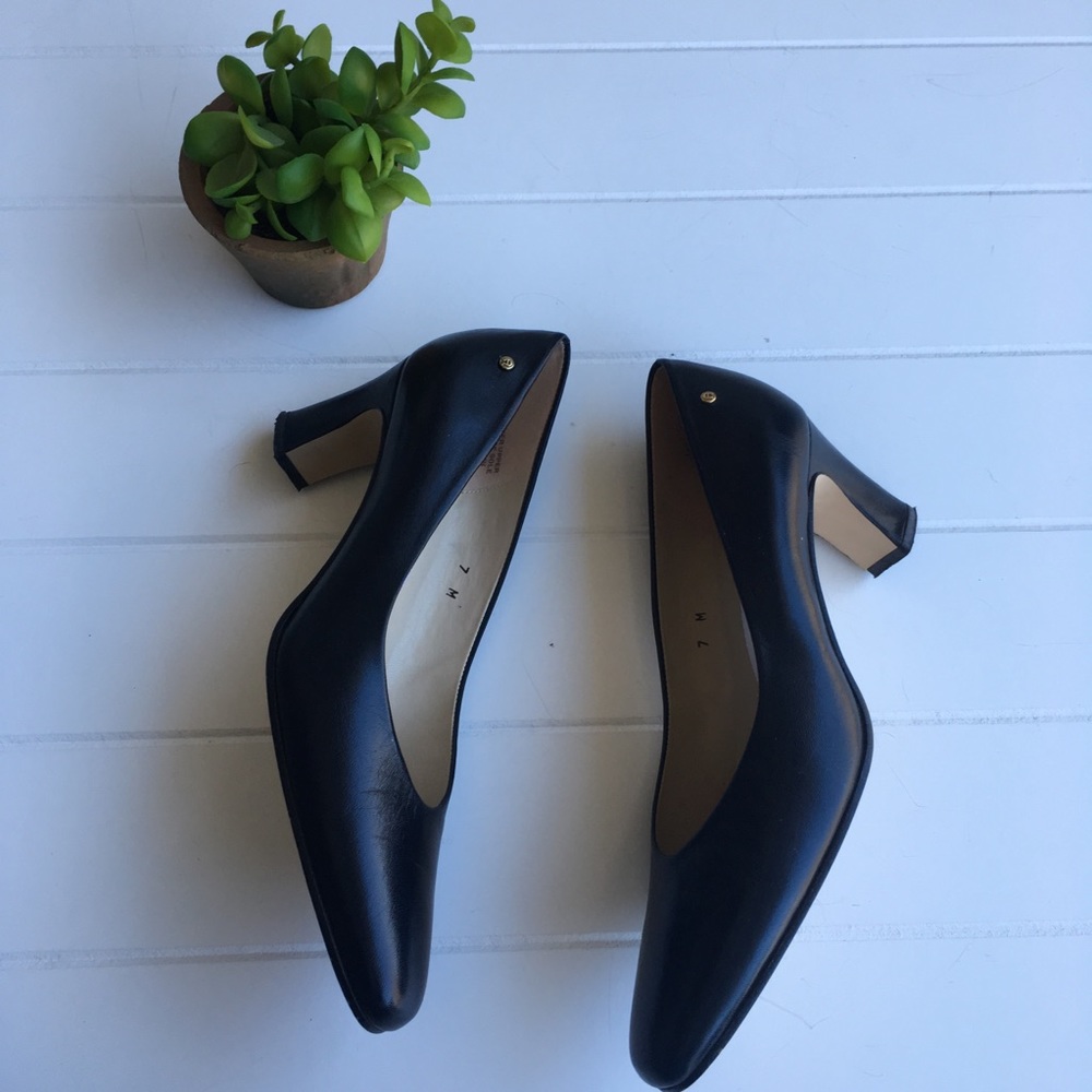 [Etienne Aigner] Classic Black Taylor Heels Retro - Picture 4 of 8